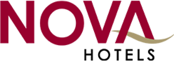Roter „NOVA“-Schriftzug mit einer stilisierten goldenen Kurve unter dem Buchstaben „A“. Der Ton ist modern und professionell und vermittelt Innovation und Raffinesse.